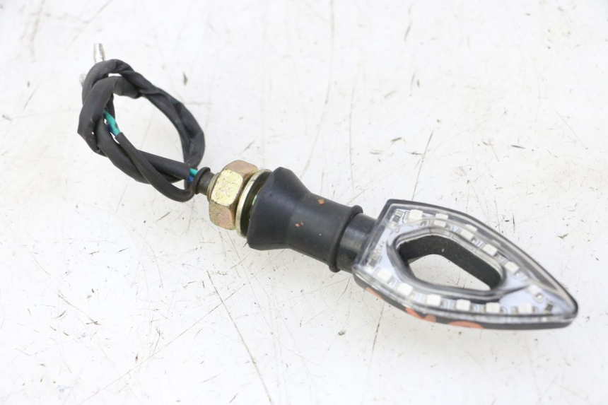 photo de VOORSTE RECHTER KNIPPERLICHT MAG POWER R-STREET 50 (2016 - 2025) - Detail van het onderdeel