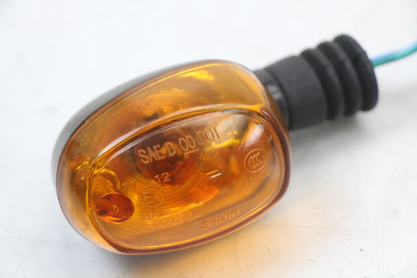 photo de VOORSTE RECHTER KNIPPERLICHT REGAL RAPTOR SPYDER 125 (2010 - 2018) - Detail van het onderdeel