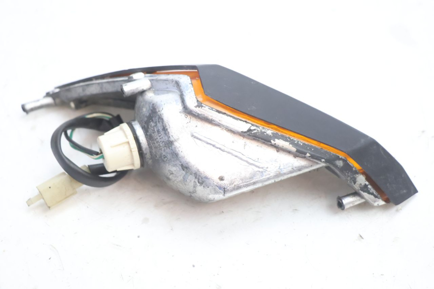 photo de VOORSTE RECHTER KNIPPERLICHT KEEWAY RY6 2T 50 (2011 - 2019) - Andere kijkhoek