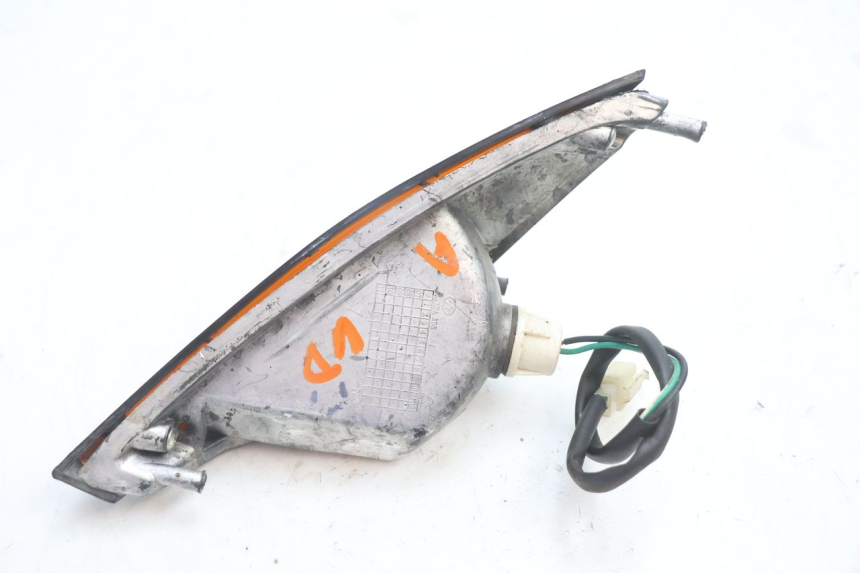 photo de VOORSTE RECHTER KNIPPERLICHT KEEWAY RY6 2T 50 (2011 - 2019) - Technische close-up