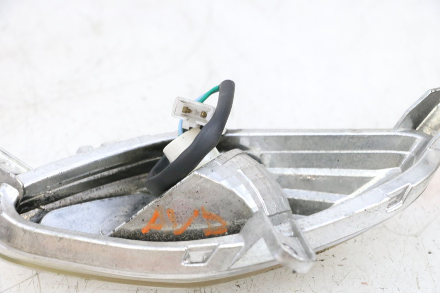 photo de VOORSTE RECHTER KNIPPERLICHT JM MOTORS SANTANA 50 (2014 - 2023) - Zoom op gebruiksstaat