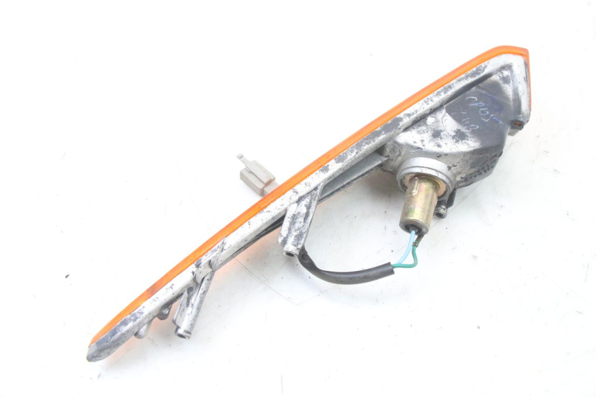 photo de VOORSTE RECHTER KNIPPERLICHT HONDA SCV LEAD 100 (2003 - 2007) - Technische close-up