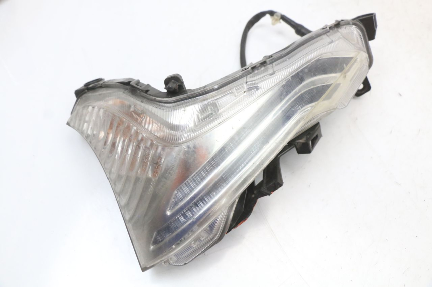 photo de VOORSTE RECHTER KNIPPERLICHT HONDA SH ABS 125 (2012 - 2017) - Detail van het onderdeel