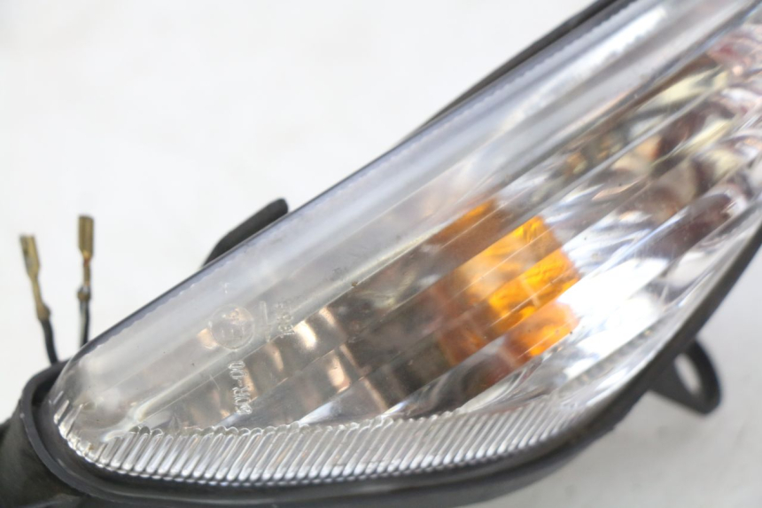 photo de VOORSTE RECHTER KNIPPERLICHT SUZUKI SIXTEEN 125 (2008 - 2010) - Detail van het onderdeel