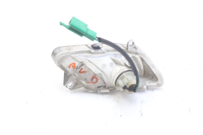 photo de VOORSTE RECHTER KNIPPERLICHT MBK SKYCRUISER 125 (2006 - 2009) - Zoom op gebruiksstaat