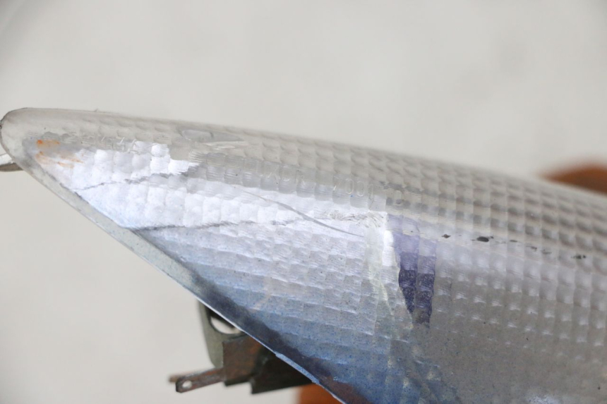 photo de VOORSTE RECHTER KNIPPERLICHT PEUGEOT SPEEDFIGHT 2 LC 50 (2000 - 2009) - Zoom op gebruiksstaat