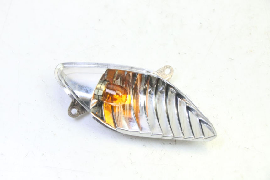 photo de VOORSTE RECHTER KNIPPERLICHT APRILIA SR R 2T LC 50 (2018 - 2021) - Hoofdaanzicht