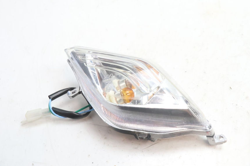 photo de RECHTS VOOR KNIPPERLICHT VASTRO STREET S 50 (2016 - 2021) - Technische close-up