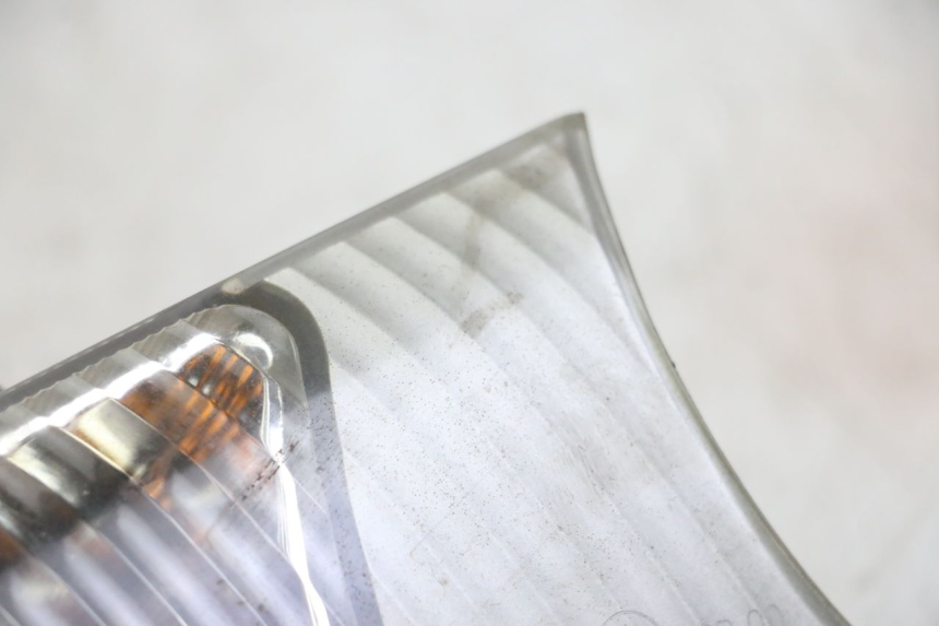 photo de VOORSTE RECHTER KNIPPERLICHT SUZUKI BURGMAN 125 (2007 - 2014) - Zoom op gebruiksstaat