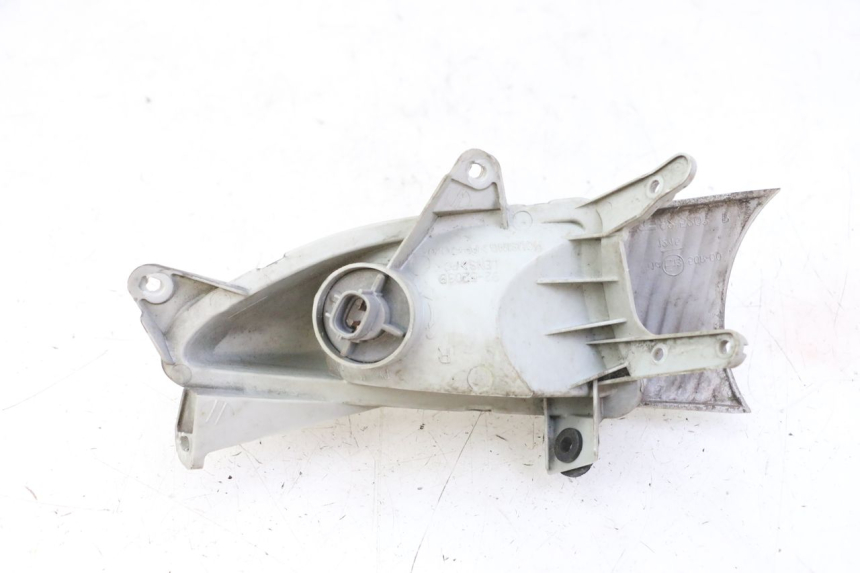 photo de VOORSTE RECHTER KNIPPERLICHT SUZUKI BURGMAN 125 (2007 - 2014) - Markeringen en referenties