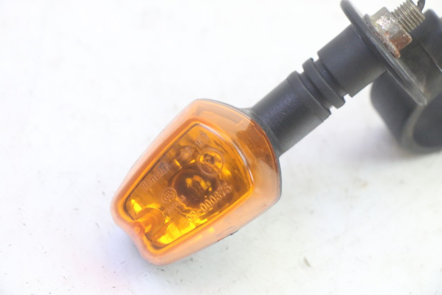 photo de VOORSTE RECHTER KNIPPERLICHT KSR TR SM 50 (2015 - 2018) - Detail van het onderdeel