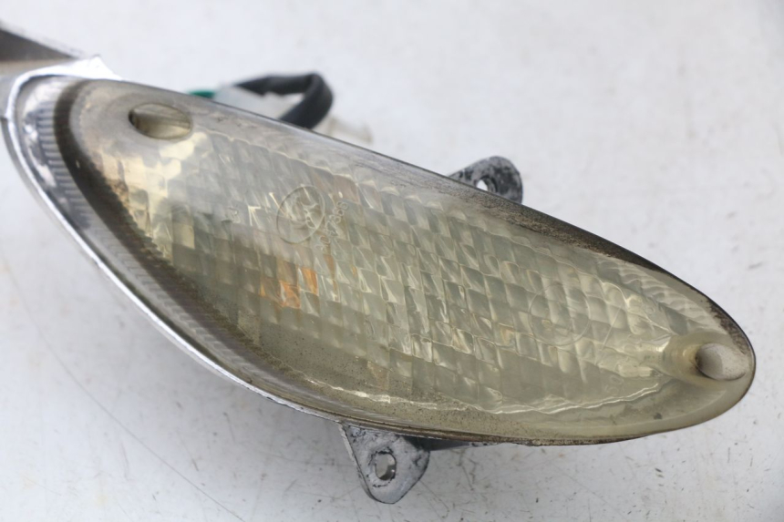 photo de VOORSTE RECHTER KNIPPERLICHT BAOTIAN TRAVEL SPIRIT 50 (2010 - 2012) - Detail van het onderdeel