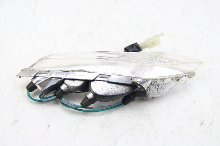 photo de VOORSTE RECHTER KNIPPERLICHT PEUGEOT TWEET 4T 50 (2010 - 2014) - Detail van het onderdeel