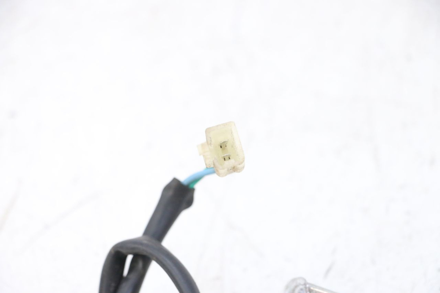 photo de VOORSTE RECHTER KNIPPERLICHT PEUGEOT TWEET 4T 50 (2014 - 2019) - Zoom op gebruiksstaat