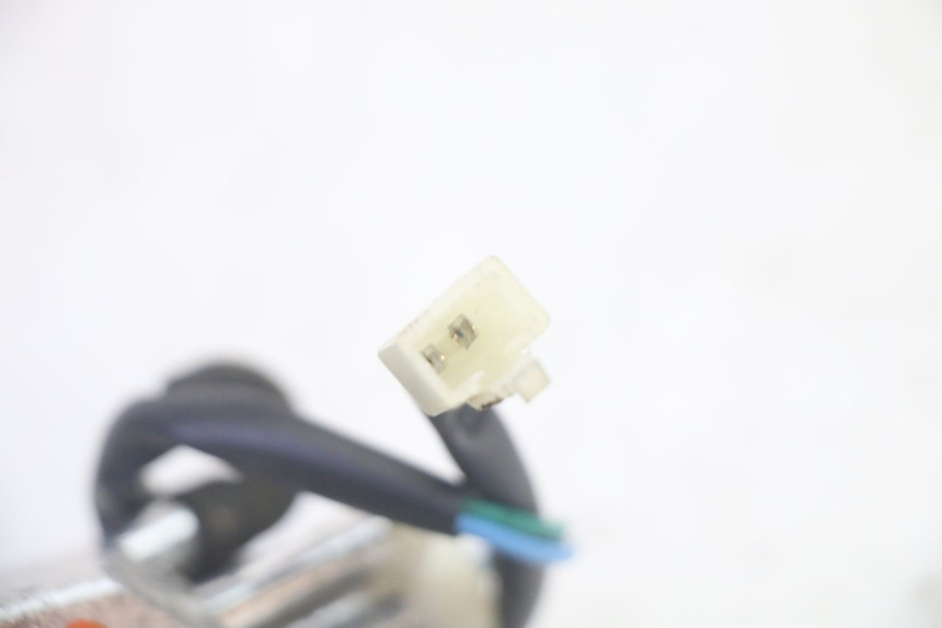 photo de VOORSTE RECHTER KNIPPERLICHT PEUGEOT TWEET PRO EFI 4T 50 (2021 - 2022) - Technische close-up