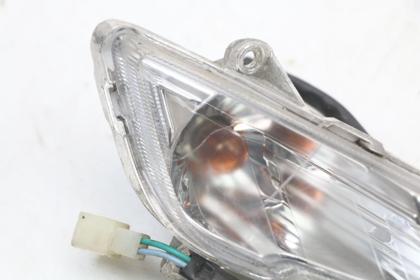 photo de VOORSTE RECHTER KNIPPERLICHT PEUGEOT TWEET 125 (2018 - 2021) - Detail van het onderdeel