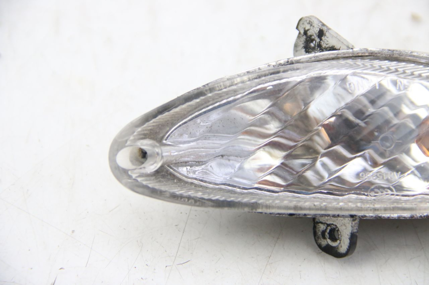 photo de VOORSTE RECHTER KNIPPERLICHT PEUGEOT V-CLIC VCLIC 50 (2007 - 2013) - Zoom op gebruiksstaat