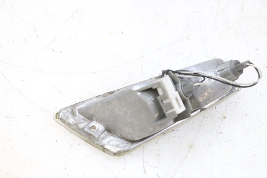 photo de VOORSTE RECHTER KNIPPERLICHT PIAGGIO VESPA GTS SUPER IE 125 (2009 - 2016) - Technische close-up