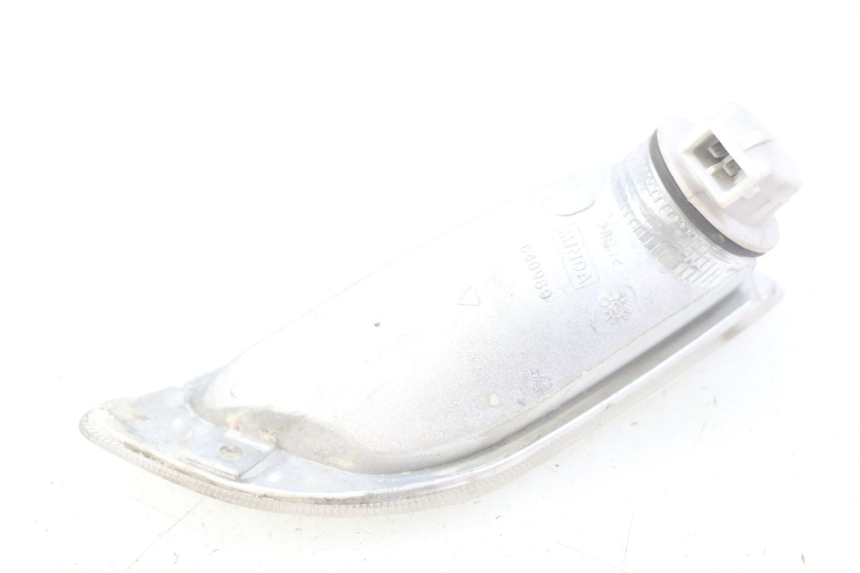 photo de VOORSTE RECHTER KNIPPERLICHT PIAGGIO VESPA LX 2T 50 (2005 - 2013) - Technische close-up