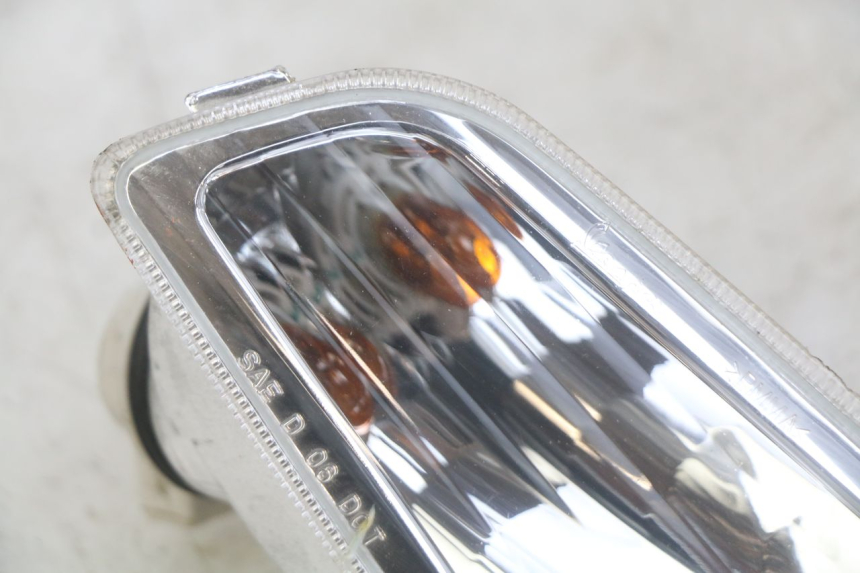 photo de VOORSTE RECHTER KNIPPERLICHT PIAGGIO VESPA S 2T 50 (2007 - 2014) - Zoom op gebruiksstaat