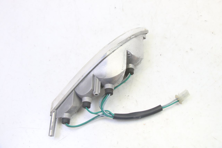 photo de VOORSTE RECHTER KNIPPERLICHT PEUGEOT VIVACITY NEW 4T 50 (2008 - 2017) - Overzicht