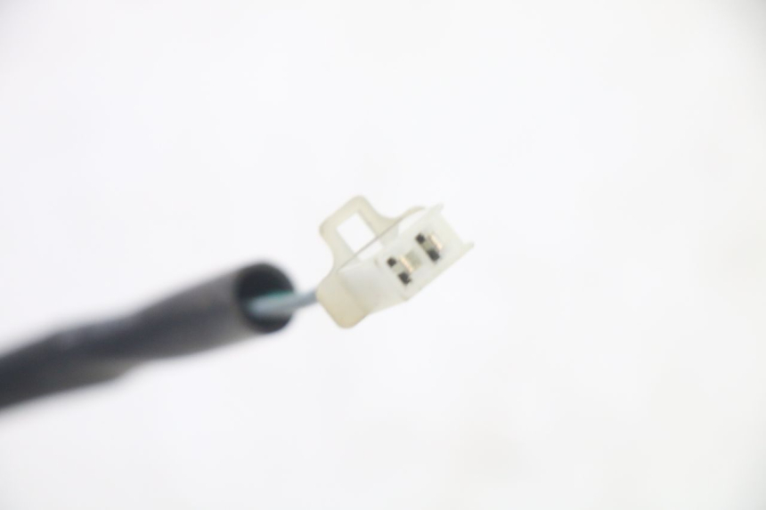 photo de VOORSTE RECHTER KNIPPERLICHT PEUGEOT VIVACITY NEW 4T 50 (2008 - 2017) - Staat van het oppervlak