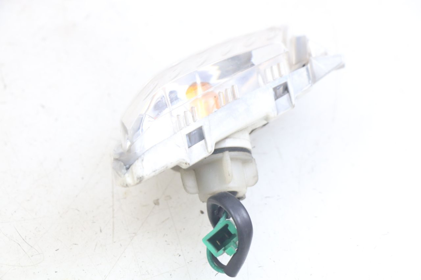 photo de VOORSTE RECHTER KNIPPERLICHT YAMAHA X-MAX XMAX 250 (2006 - 2009) - Detail van het onderdeel