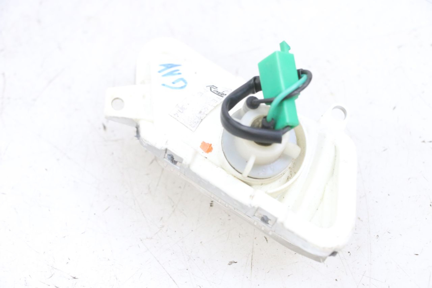 photo de VOORSTE RECHTER KNIPPERLICHT YAMAHA XMAX X-MAX 125 (2006 - 2009) - Zoom op gebruiksstaat