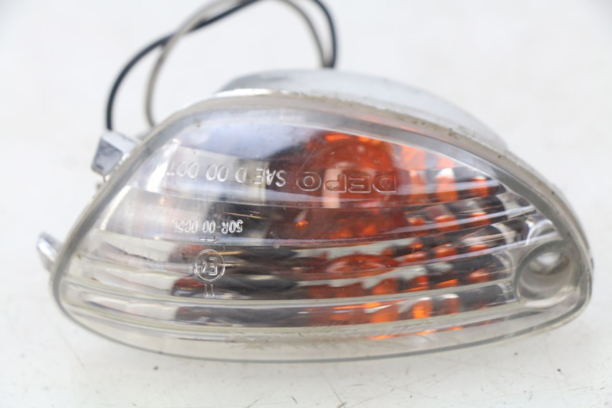 photo de VOORSTE RECHTER KNIPPERLICHT TGB X-MOTION XMOTION 125 (2008 - 2014) - Detail van het onderdeel