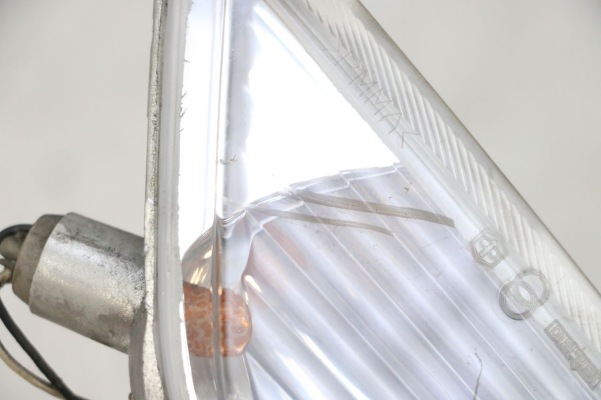 photo de VOORSTE RECHTER KNIPPERLICHT PIAGGIO X8 125 (2004 - 2007) - Detail van het onderdeel
