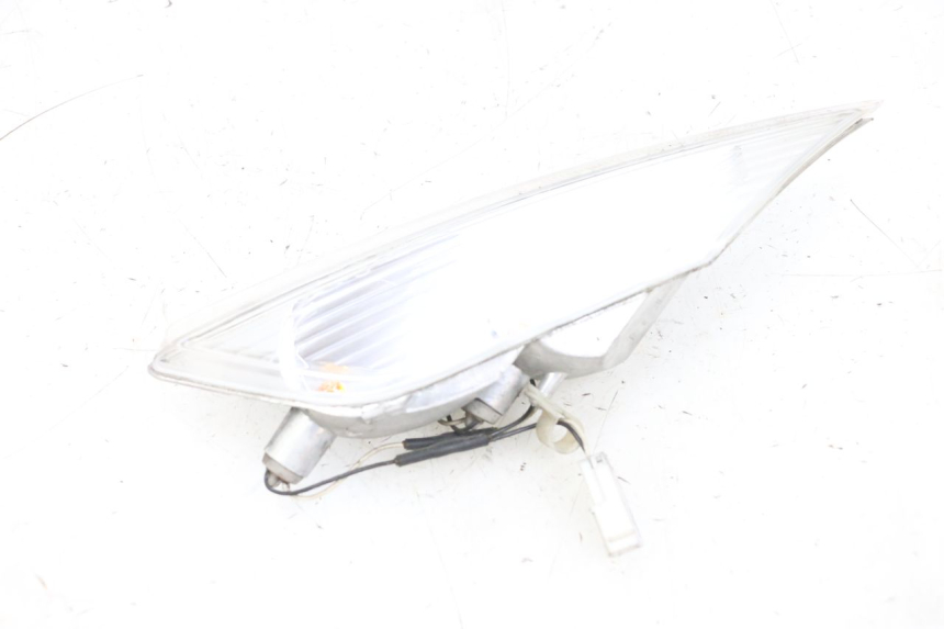 photo de VOORSTE RECHTER KNIPPERLICHT PIAGGIO X8 125 (2004 - 2007) - Markeringen en referenties