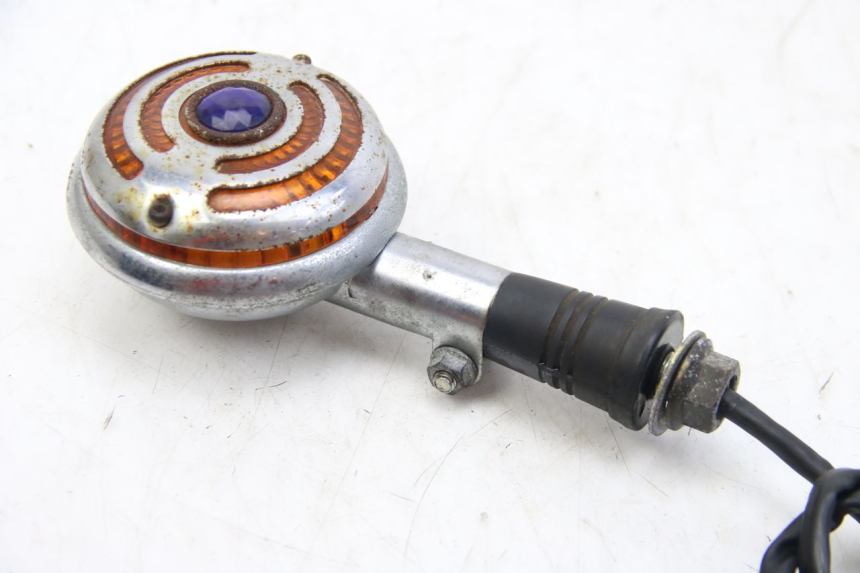 photo de VOORSTE RECHTER KNIPPERLICHT YAMAHA XV VIRAGO 750 (1984 - 1998) - Detail van het onderdeel