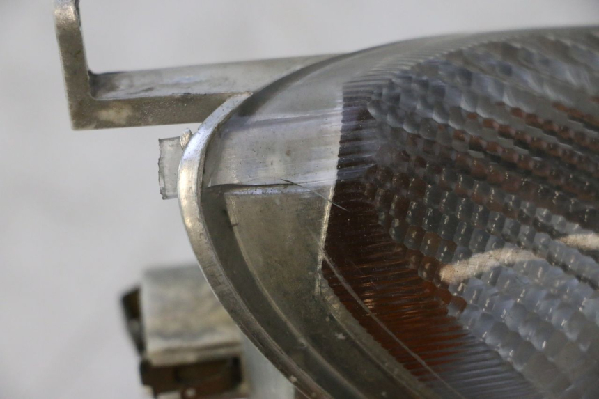 photo de VOORSTE RECHTER KNIPPERLICHT YAMAHA YP MAJESTY 125 (2002 - 2006) - Andere kijkhoek