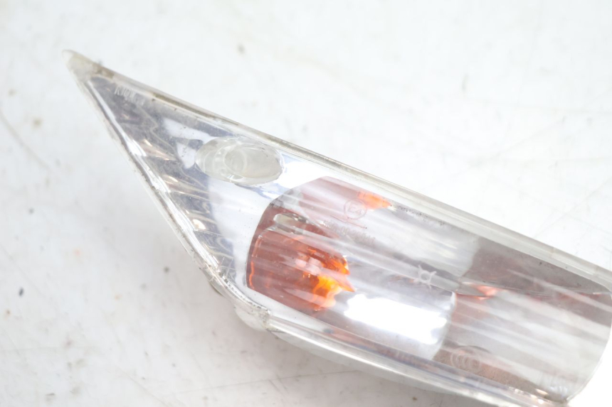 photo de RECHTS VOOR KNIPPERLICHT PIAGGIO ZIP IGET 4T 50 (2021 - 2023) - Detail van het onderdeel