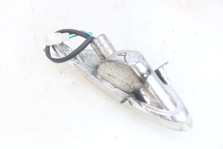 photo de VOORSTE RECHTER KNIPPERLICHT UNIVERSAL BIKE ZN50QT-11B 50 (2018 - 2021) - Detail van het onderdeel