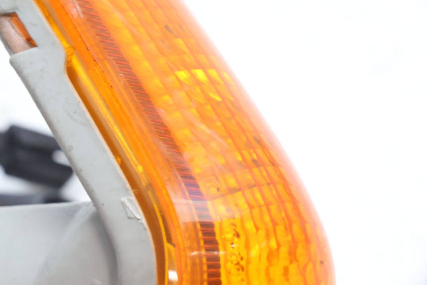 photo de VOORSTE RECHTER KNIPPERLICHT KAWASAKI ZZR 600 (1995 - 2004) - Technische close-up