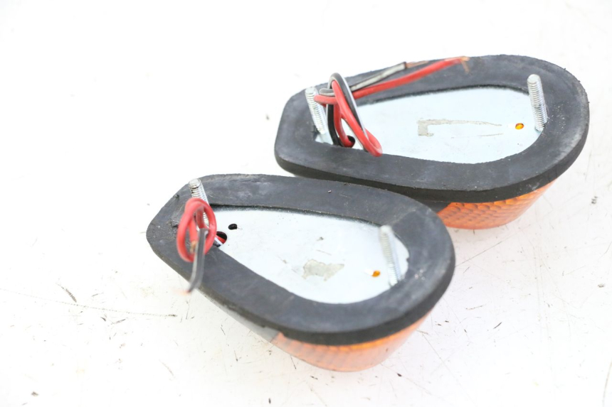 photo de VOORKNIPPERLICHT YAMAHA FJ 36Y 1100 (1984 - 1985) - Detail van het onderdeel