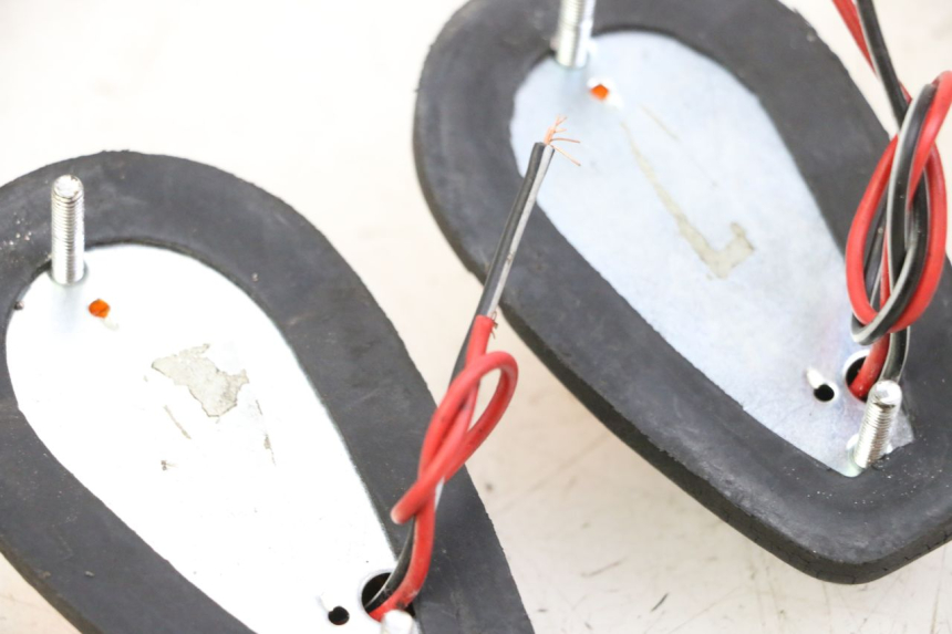 photo de VOORKNIPPERLICHT YAMAHA FJ 36Y 1100 (1984 - 1985) - Zoom op gebruiksstaat