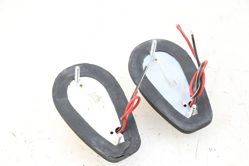 photo de VOORKNIPPERLICHT YAMAHA FJ 36Y 1100 (1984 - 1985) - Technische close-up