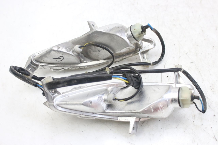 photo de VOORKNIPPERLICHT PIAGGIO FLY 4T 50 (2013 - 2017) - Zoom op gebruiksstaat