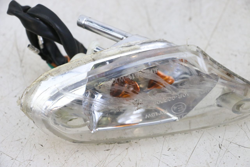 photo de VOORSTE LINKER KNIPPERLICHT KYMCO AGILITY 4T 50 (2018 - 2022) - Detail van het onderdeel