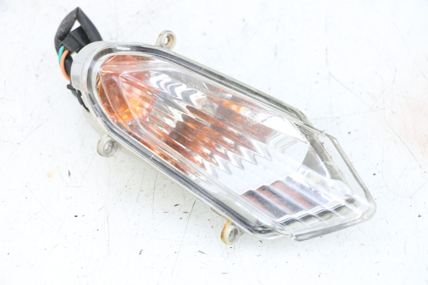 photo de VOORSTE LINKER KNIPPERLICHT KYMCO AGILITY CITY 4T 50 (2008 - 2016) - Staat van het oppervlak