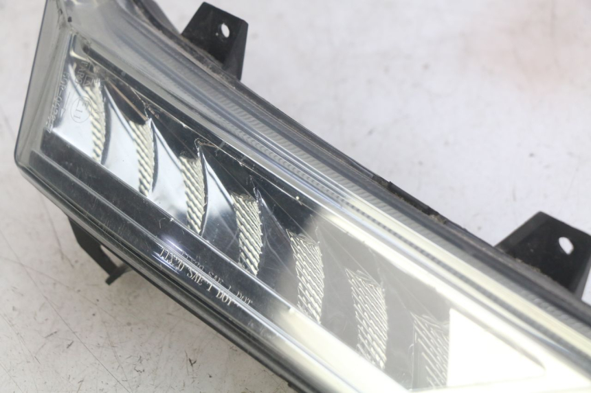 photo de VOORSTE LINKER KNIPPERLICHT NECO ALEXONE 125 (2017 - 2024) - Zoom op gebruiksstaat