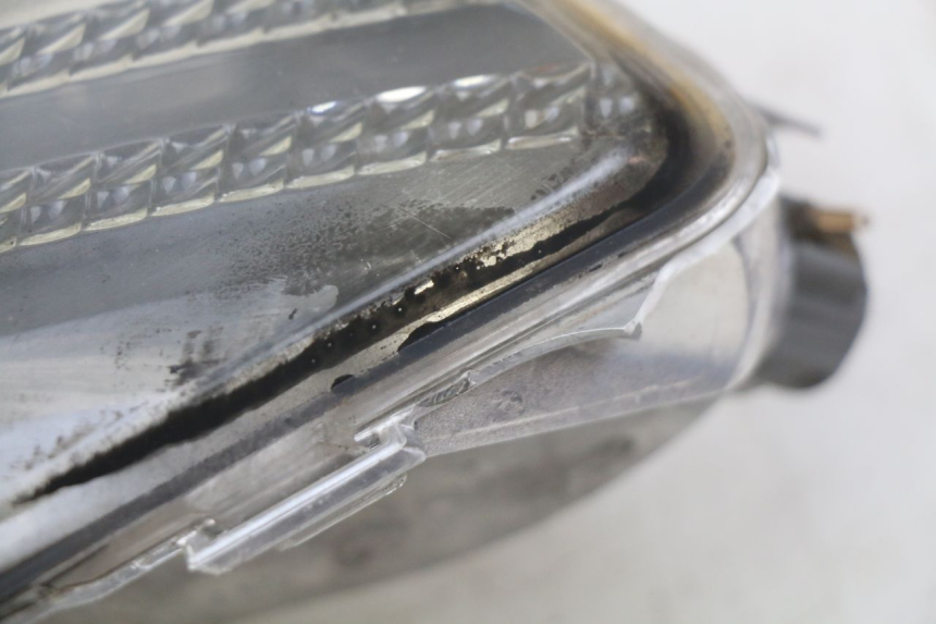 photo de VOORSTE LINKER KNIPPERLICHT APRILIA ATLANTIC 500 (2002 - 2003) - Zoom op gebruiksstaat