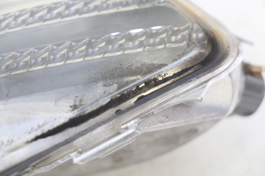 photo de VOORSTE LINKER KNIPPERLICHT APRILIA ATLANTIC 500 (2002 - 2003) - Andere kijkhoek