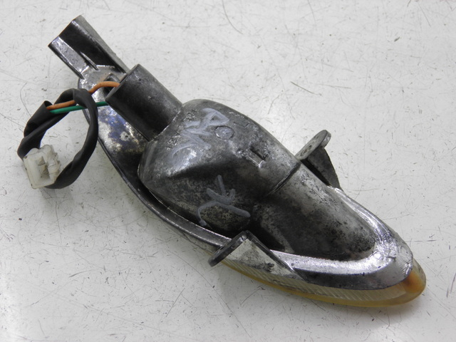 photo de VOORSTE LINKER KNIPPERLICHT BHM REVENGER 50 (2009 - 2015) - Technische close-up