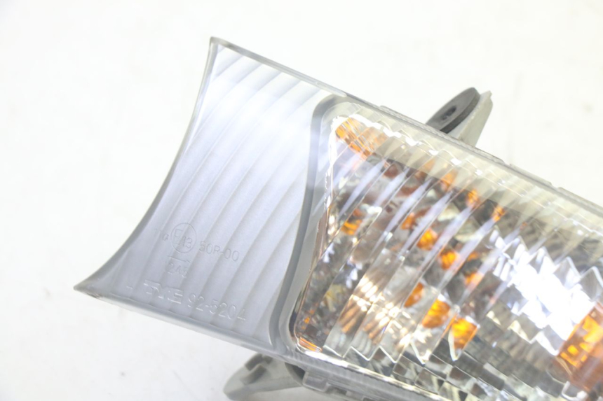 photo de VOORSTE LINKER KNIPPERLICHT SUZUKI BURGMAN 125 (2007 - 2014) - Detail van het onderdeel