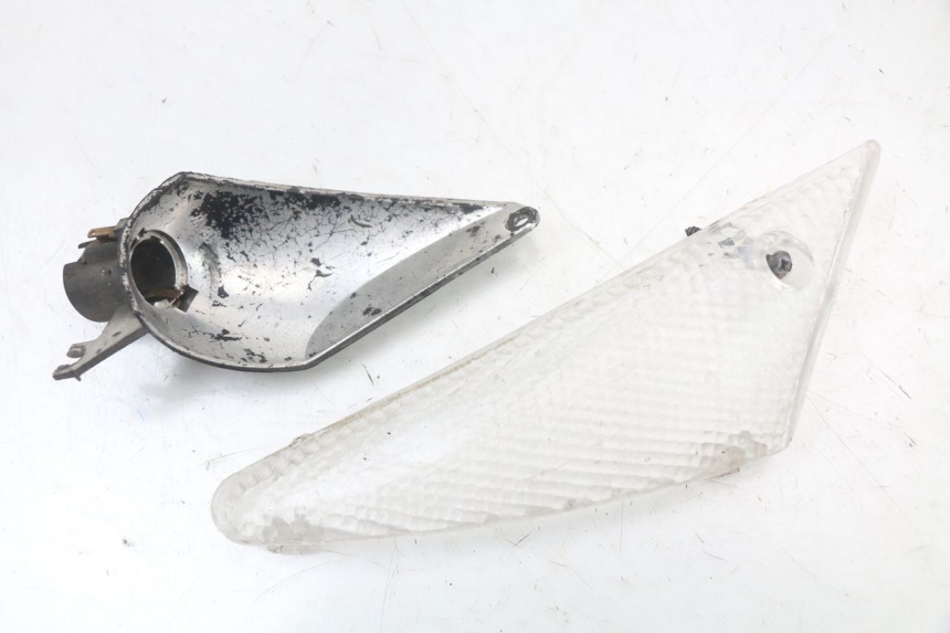 photo de VOORSTE LINKER KNIPPERLICHT PEUGEOT BUXY 50 (1993 - 1998) - Hoofdaanzicht