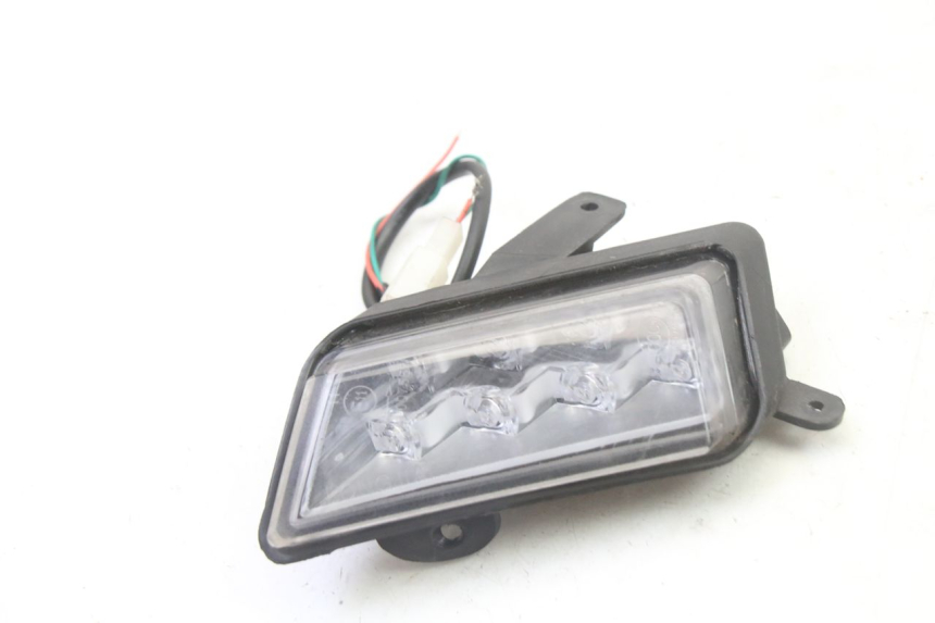 photo de VOORSTE LINKER KNIPPERLICHT ORCAL CAVARO 4T 50 (2019 - 2023) - Detail van het onderdeel