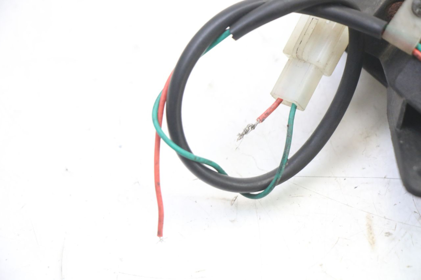 photo de VOORSTE LINKER KNIPPERLICHT ORCAL CAVARO 4T 50 (2019 - 2023) - Bevestigingspunten